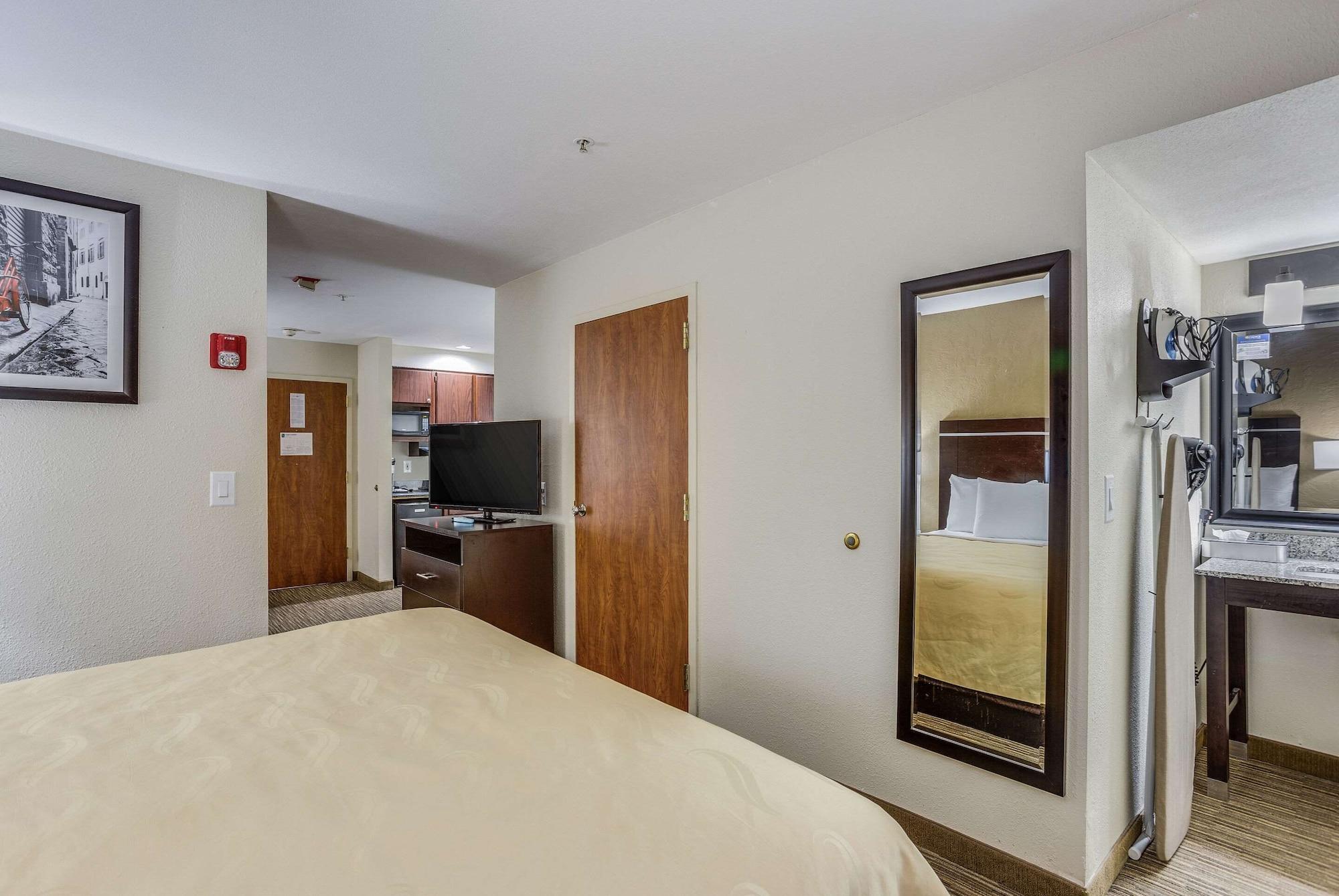 Quality Inn & Suites Meridian Exterior foto